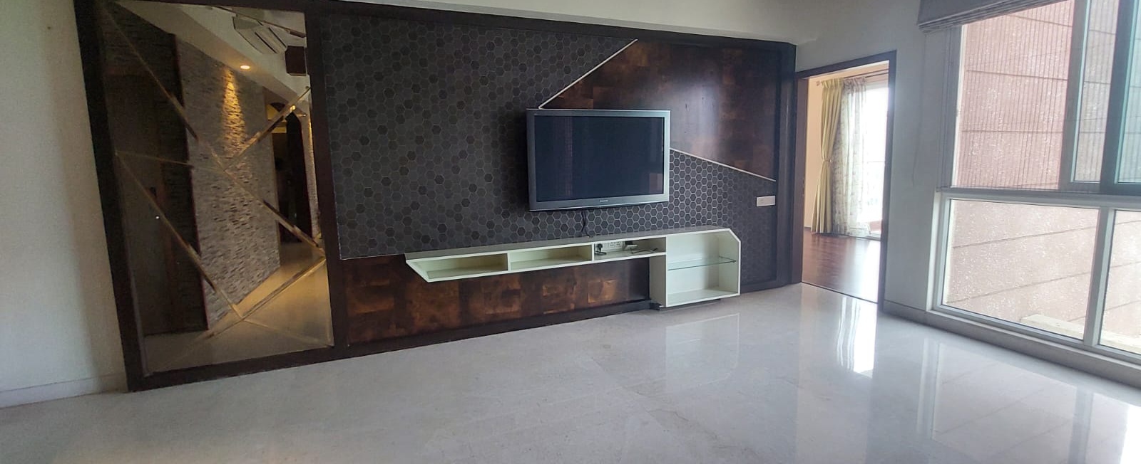 4 BHK at RMZ Latitude